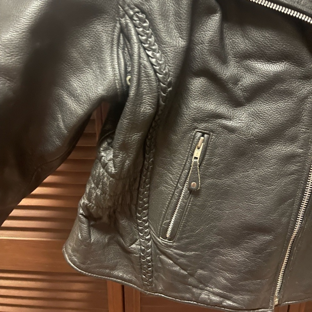 First MFG Women’s Genuine Leather Motorcycle Jacket Size L - Picture 2 of 9